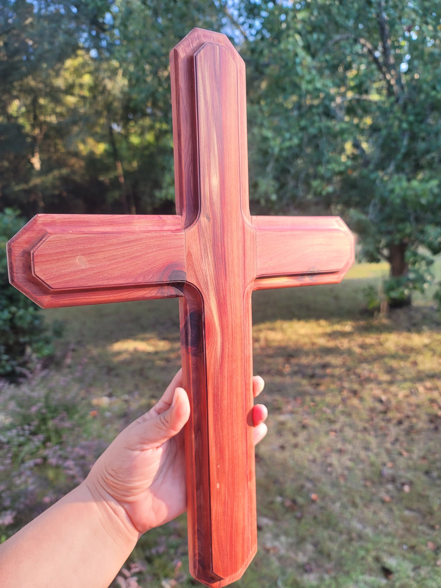 Medium Cedar Cross round edges. 12 inch x 18 inch.