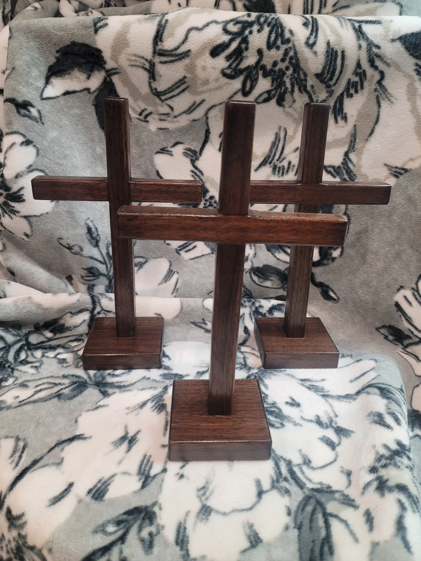 Walnut Wood Cross w/base. 6 x 9