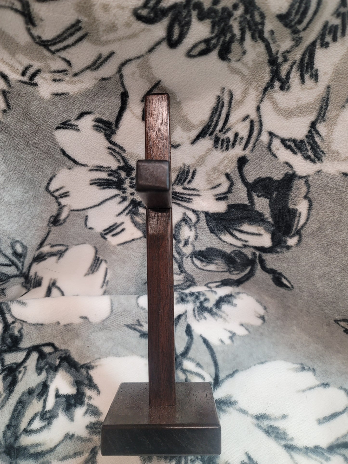 Walnut Wood Cross w/base. 6 x 9