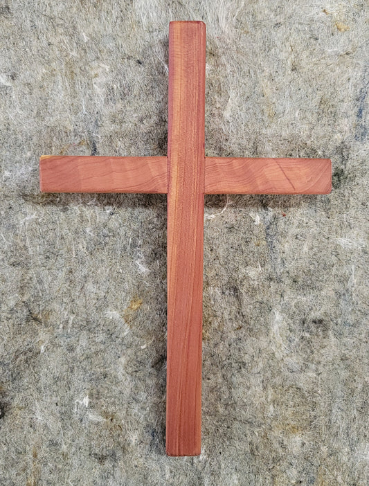 Small Cedar Cross 6 in x 9 in