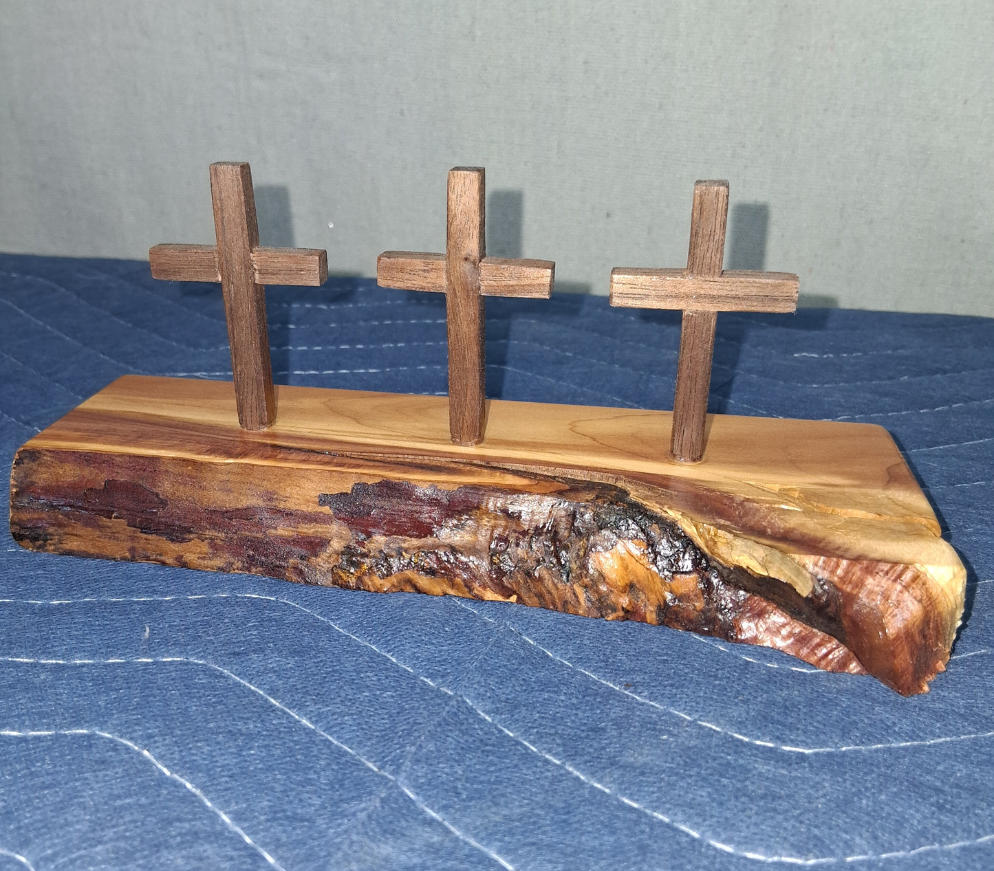 Mini Cedar Cross Calvary