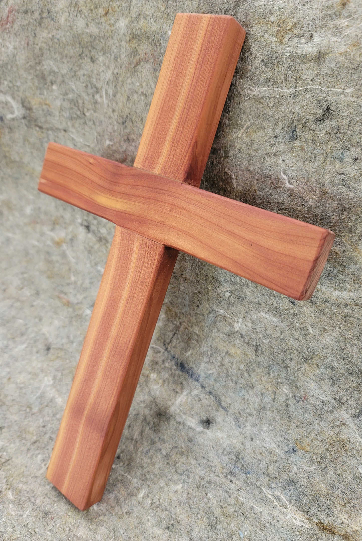 Medium Cedar Cross 12 in x 9 in