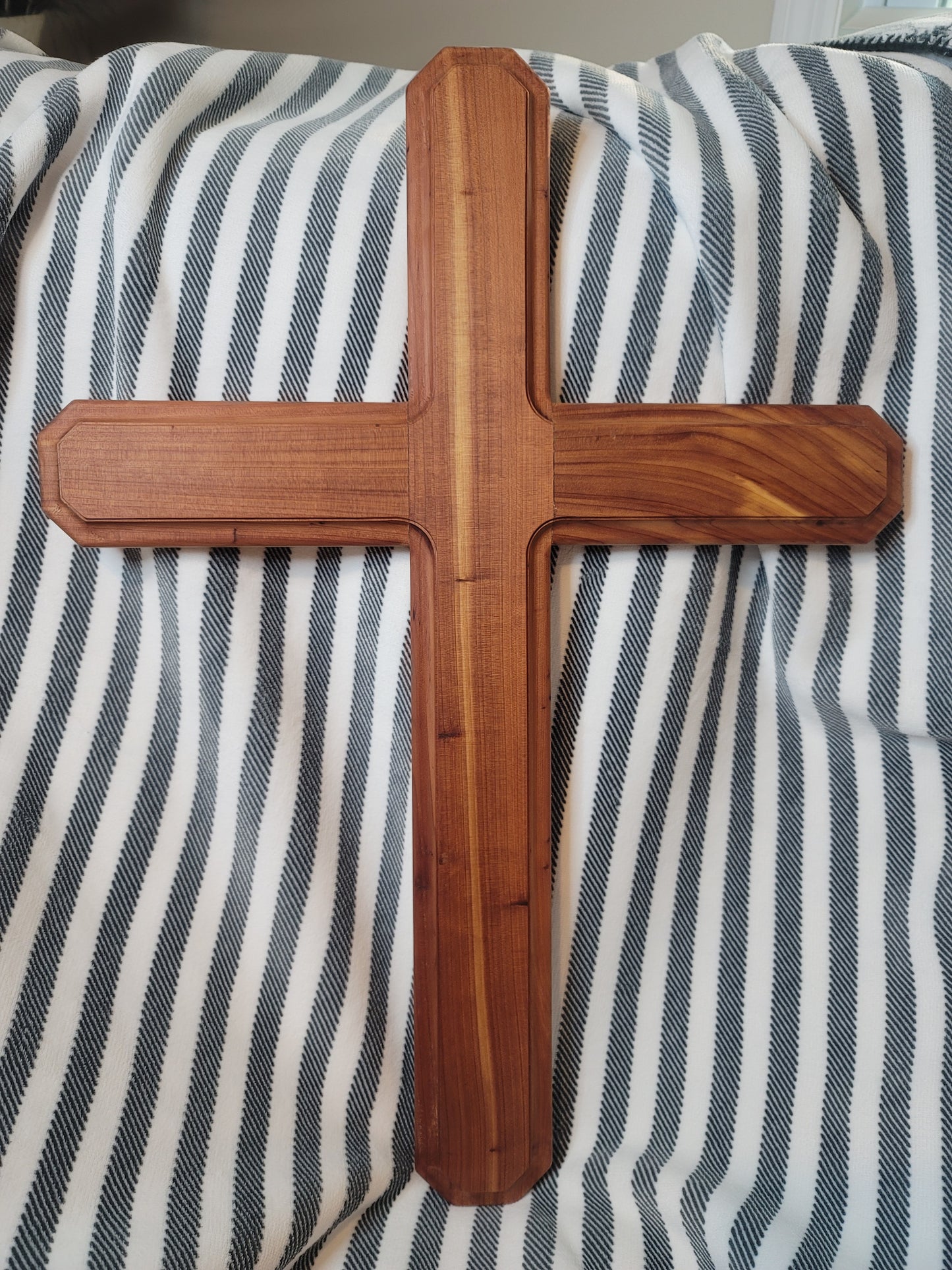 Large Cedar cross rounded edges 18 inches x 24 inches