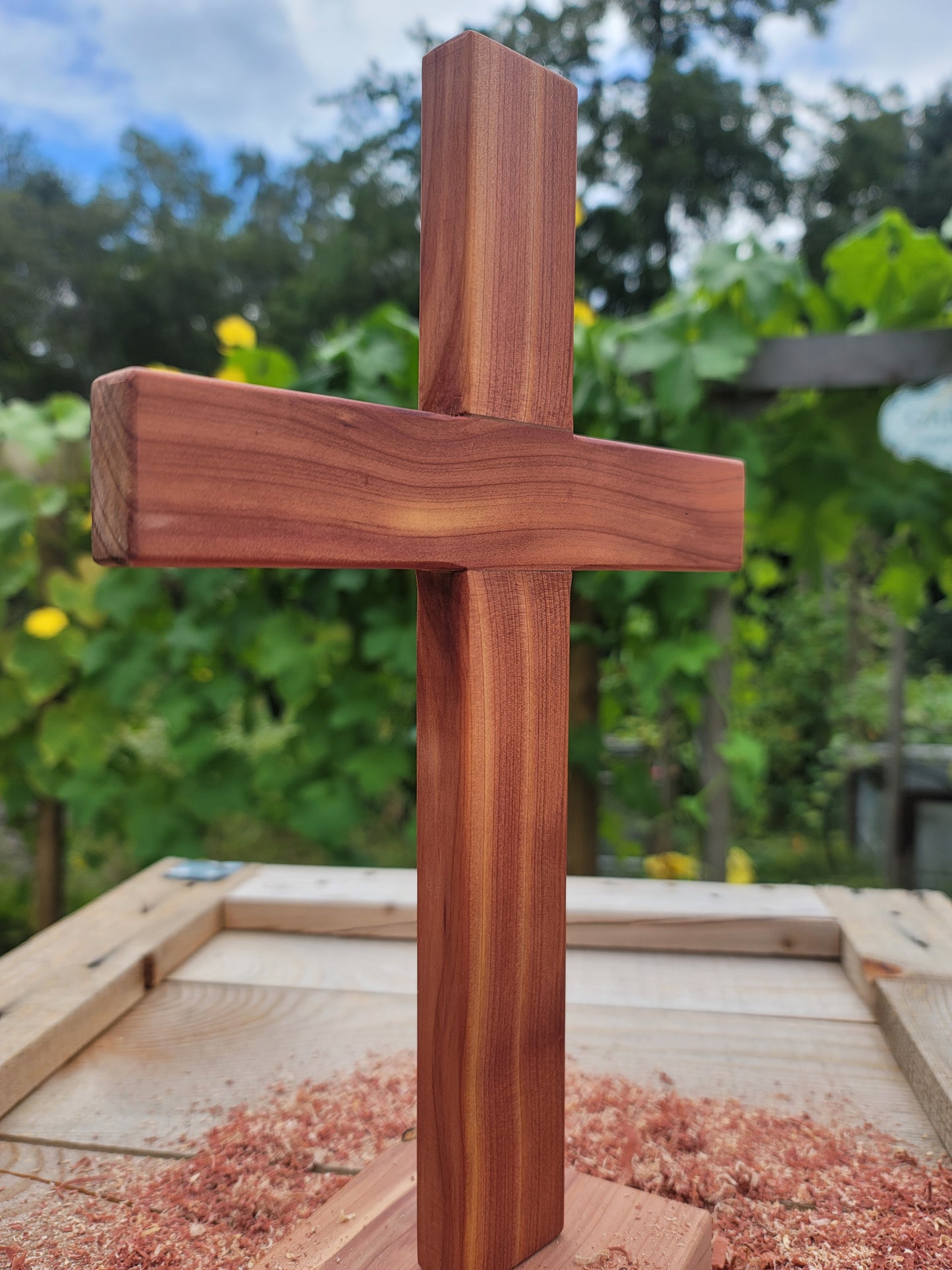 Medium Cedar Cross 12 in x 9 in
