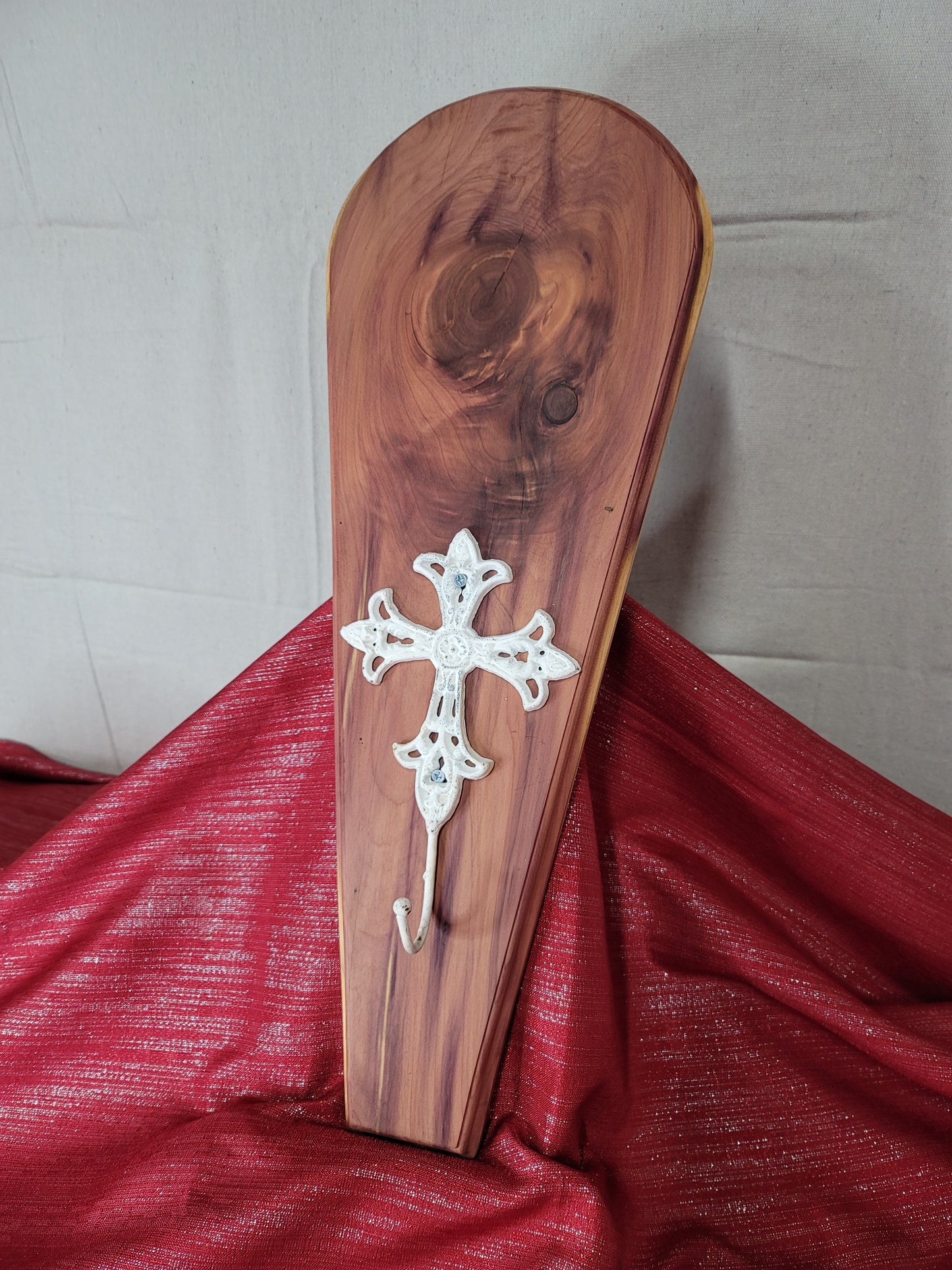 Cedar wall plaque with white metal cross