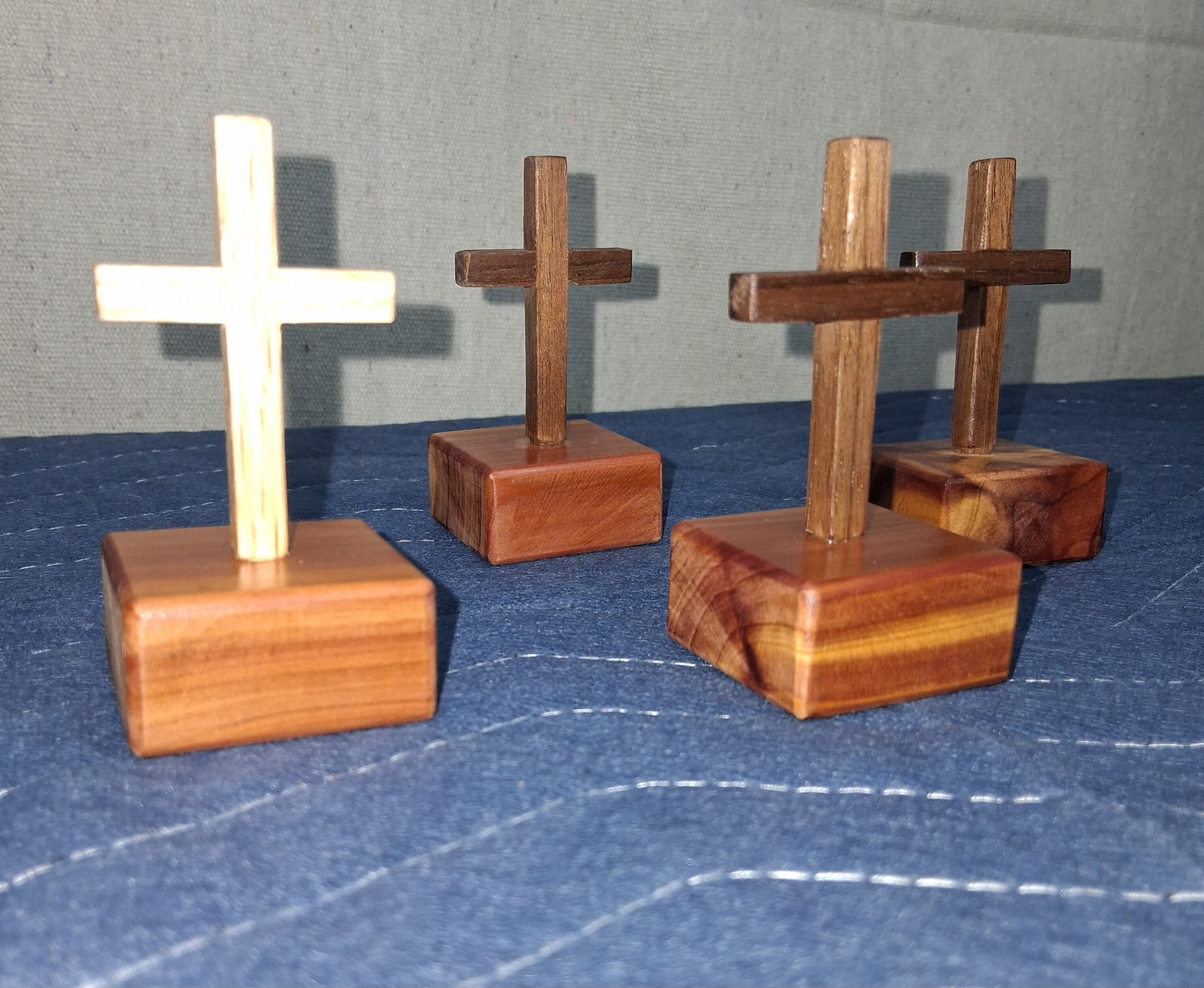 Mini Oak Cross/base