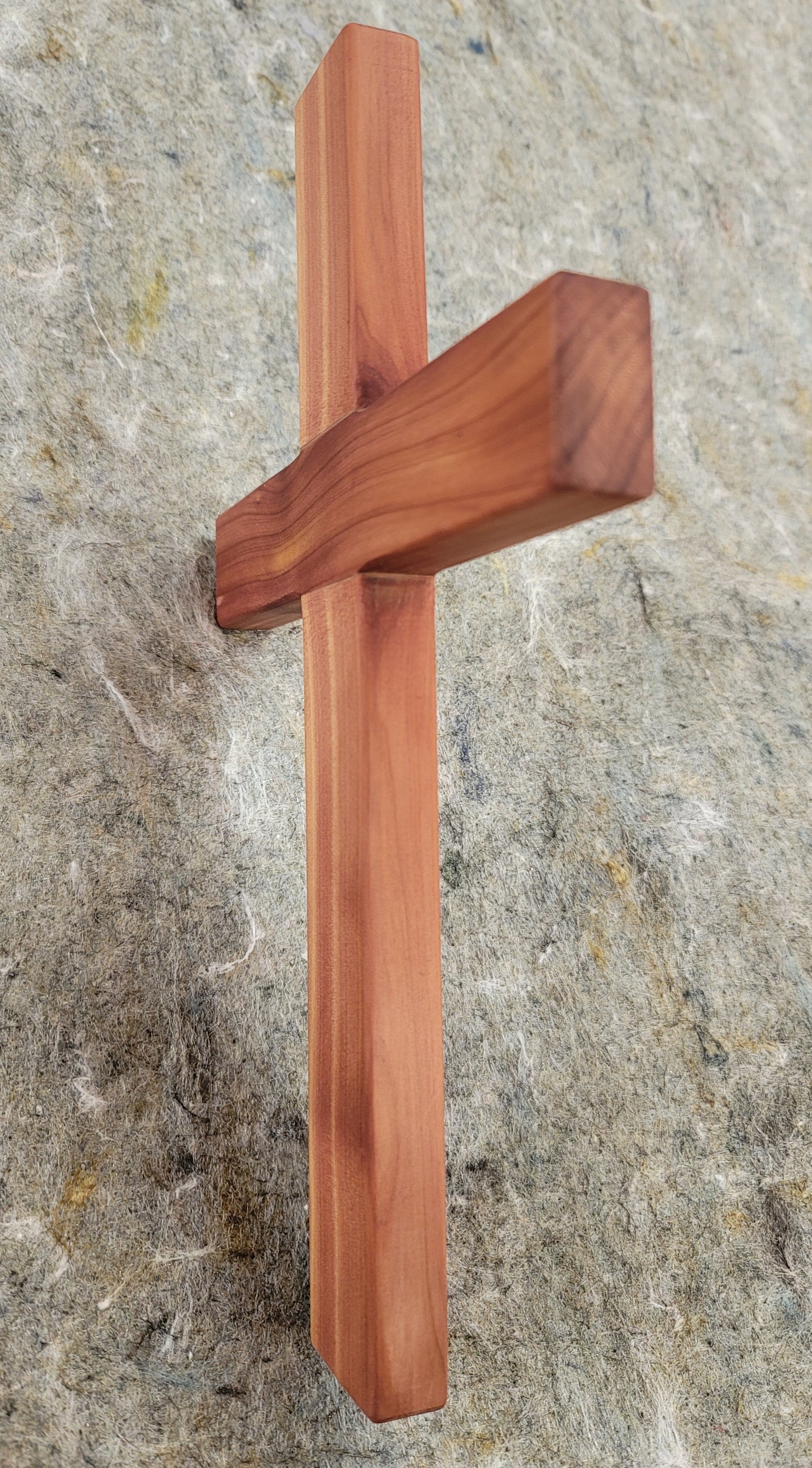Medium Cedar Cross 12 in x 9 in