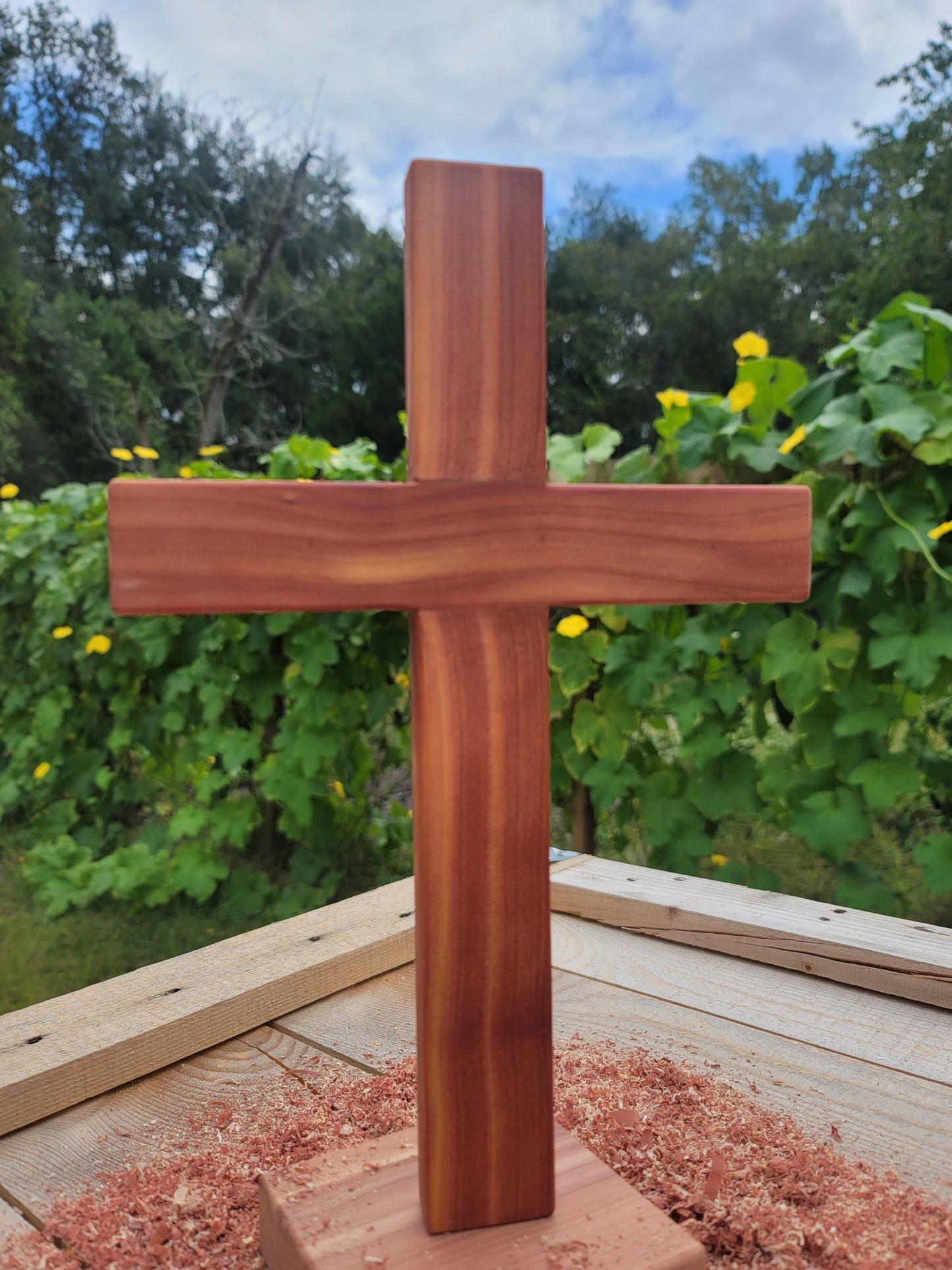 Medium Cedar Cross 12 in x 9 in
