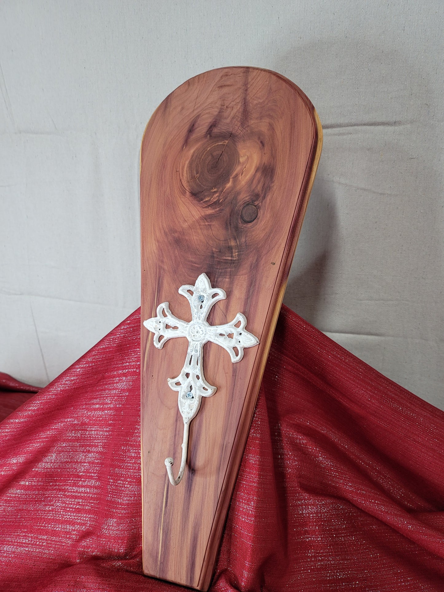 Cedar wall plaque with white metal cross