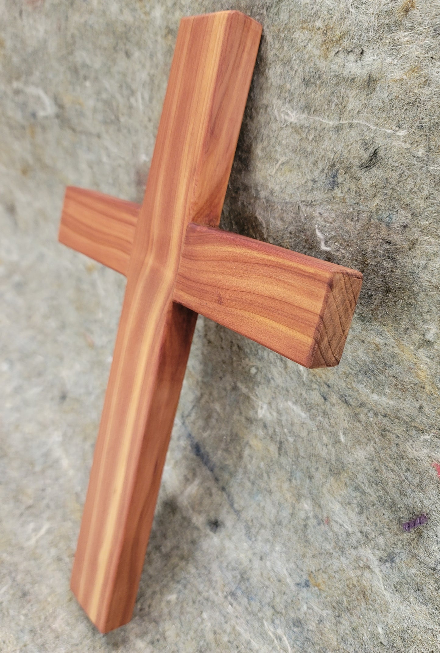 Medium Cedar Cross 12 in x 9 in